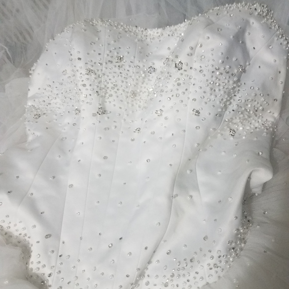 Signature by Robbie Bee Tulle Beaded Ballgown - Picture 13 of 16